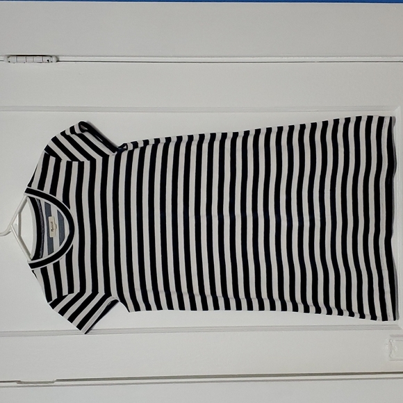 Madewell Dresses & Skirts - Madewell Stripe Soft Short Sleeve Dress Size S